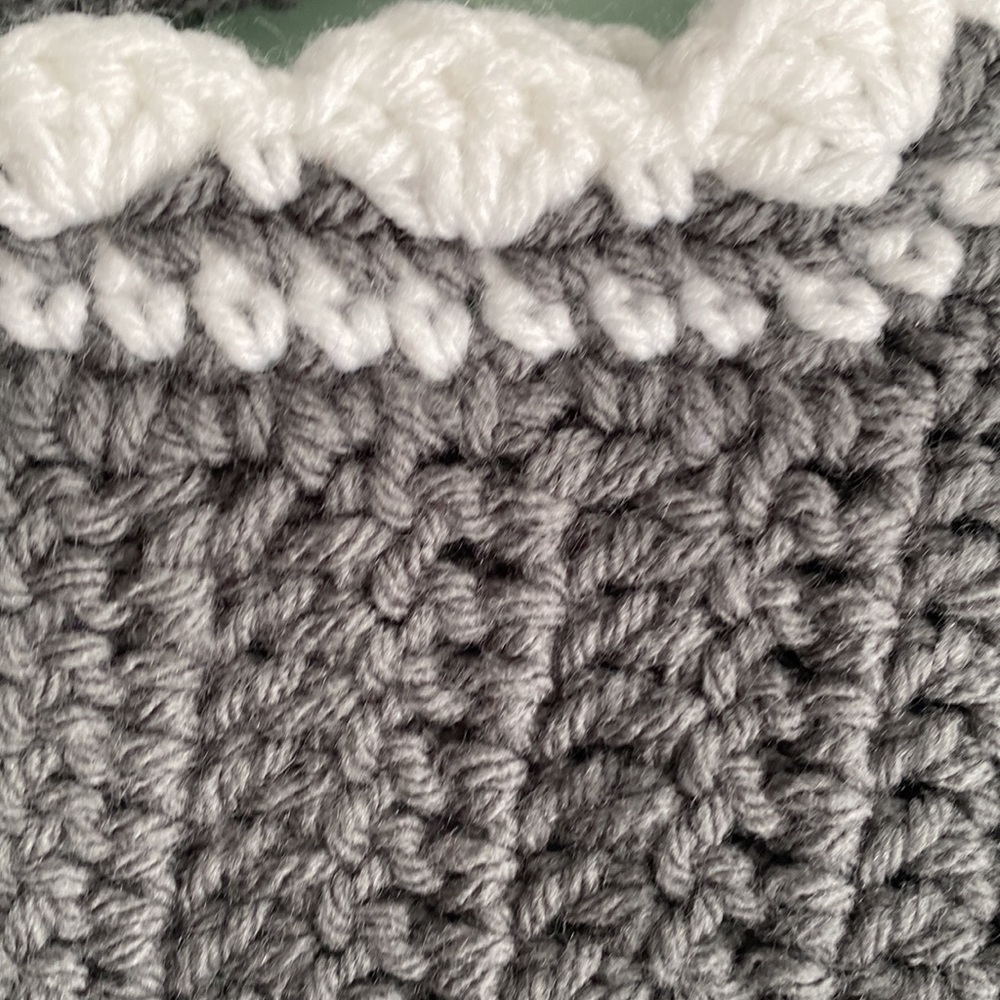Hand crochet toddler slippers - Picture 2 of 4